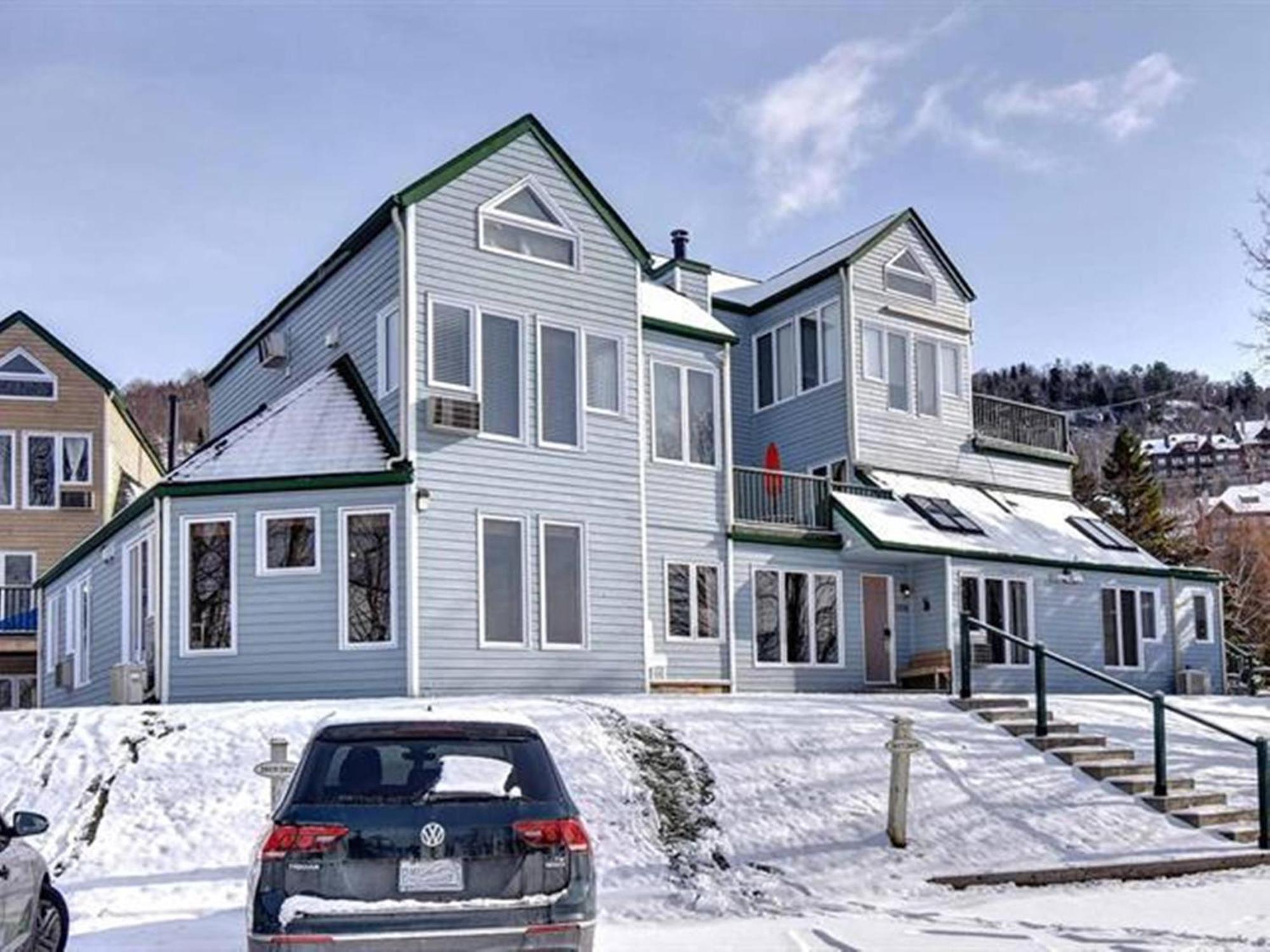 Bright Near The By Globalstay Apartment Mont-Tremblant